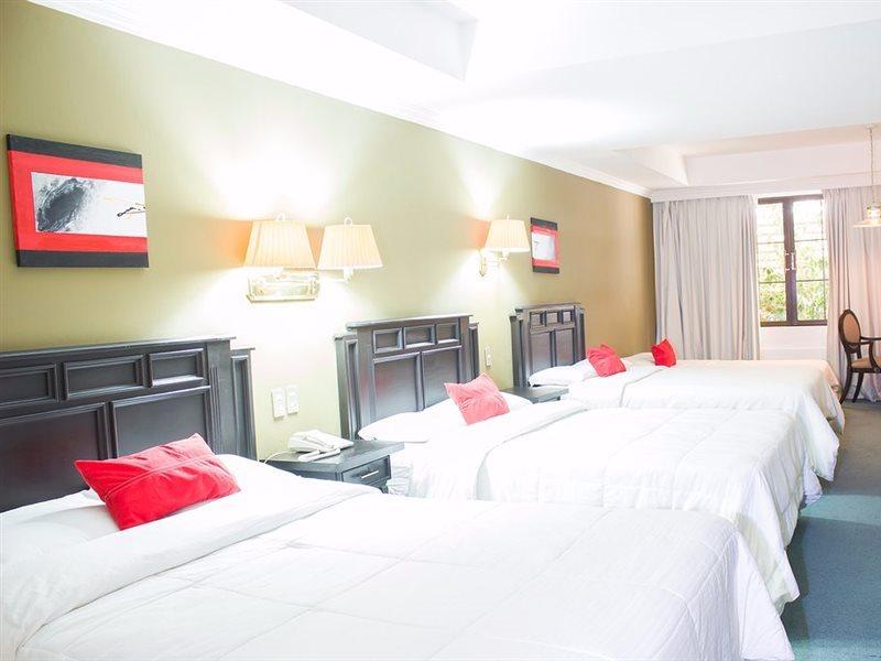 Hotel Ramada Inn San Salvador Buitenkant foto