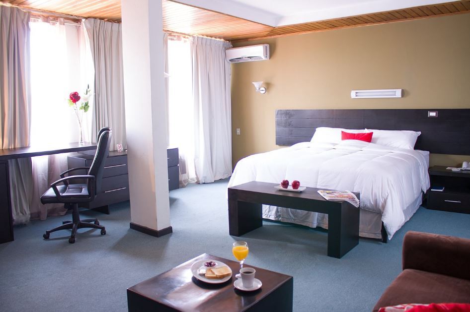 Hotel Ramada Inn San Salvador Buitenkant foto